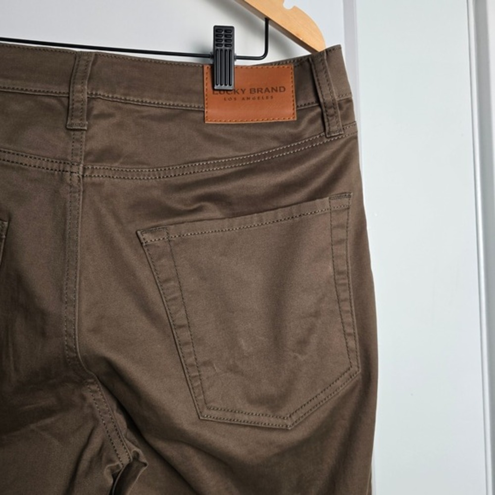 🆕️ NWT- Lucky Brand Slim Fit Brown Cotton Blend Chinos Pants Mens Size 30x30 - Picture 9 of 16